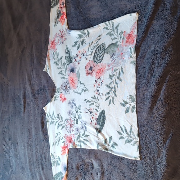 Skovhuus White V-Neck Sweater With Multicolored Floral Design - Picture 6 of 9